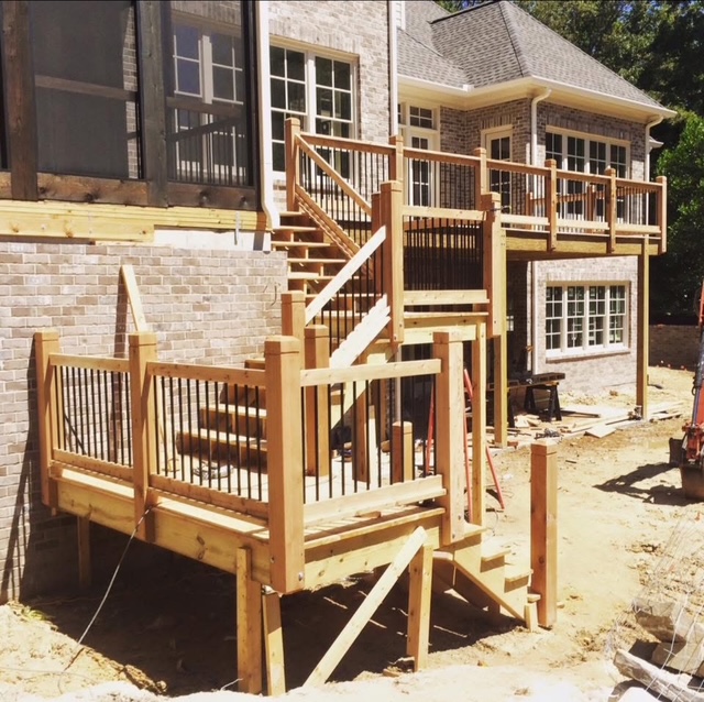 Custom Wood Deck and Pergola - Outdoor Living Space